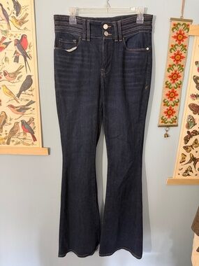 Women's Blue Le High Two-Button Flare Jeans Size 30